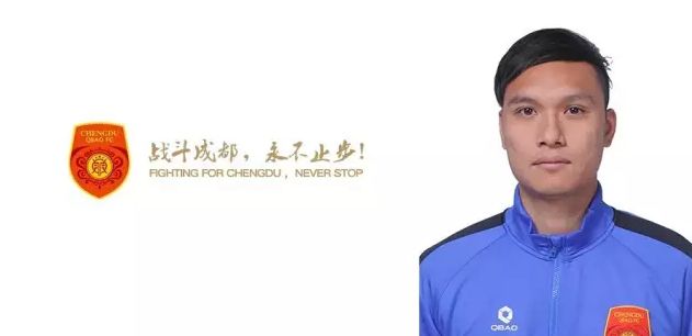 据意大利媒体vocegiallorossa透露，罗马德比前双方主帅都决定不举行赛前新闻发布会。